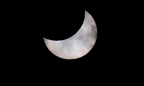 eclipsa de soare romania foto jpeg