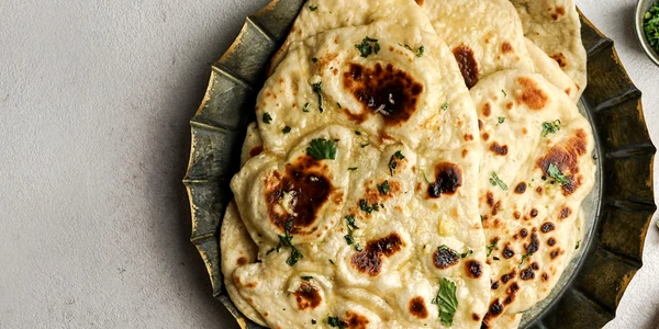 Cocoace sau turte Foto shutterstock 1681044667 jpg