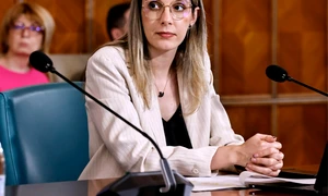 diana buzoianu ministrul mediului foto facebok png