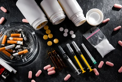 droguri cocaina heroina injectii pastile shutterstock 2107289702 jpg