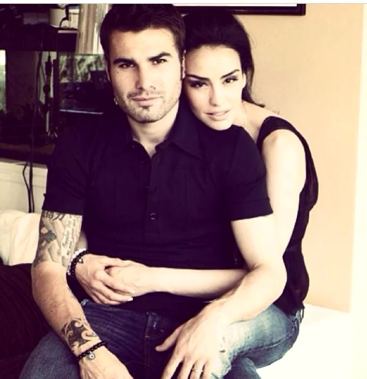 adrian mutu consuelo divorteaza jpeg