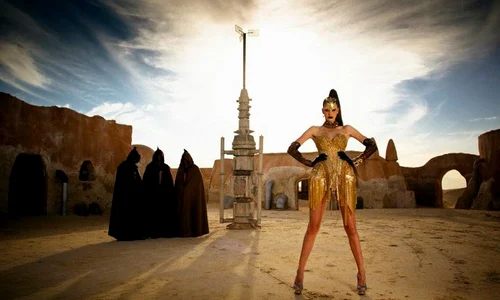 Laura a câştigat concursul Nex Top Model în anul 2014, atunci când avea doar 14 ani  jpeg