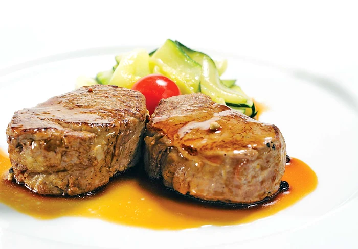 
    Friptură de viţel cu sos de lămâie  