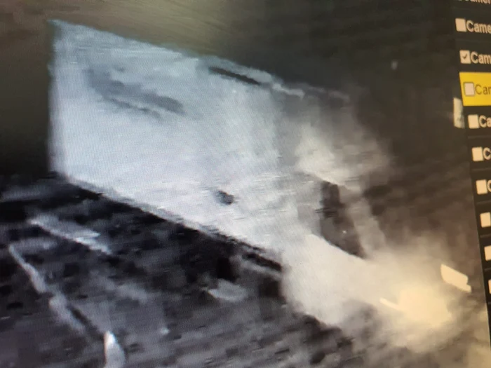 
    Maşina implicată în eveniment  FOTO: captura video  