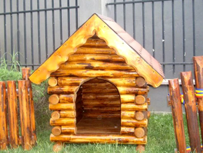 mobilier de grădină din lemn rotund