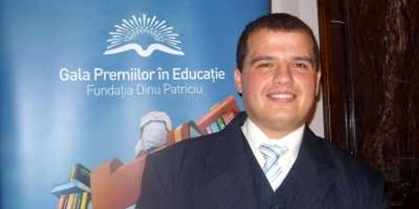 Profesorul Arnold Maier spune că, dacă va câştiga, banii îi va investi în proiecte pentru copiii Şcolii din Sanislău.