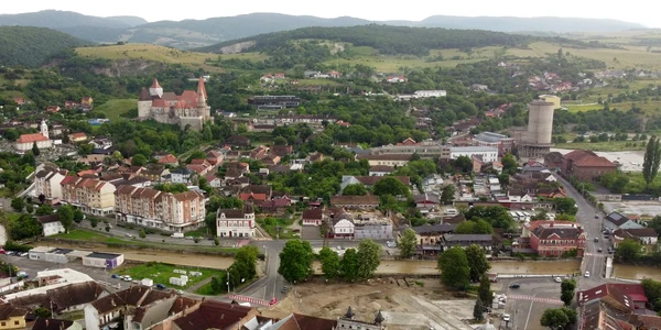 Hunedoara   castelul Corvinilor si imprejurimile sale  Foto Daniel Guță  ADEVĂRUL (7) JPG