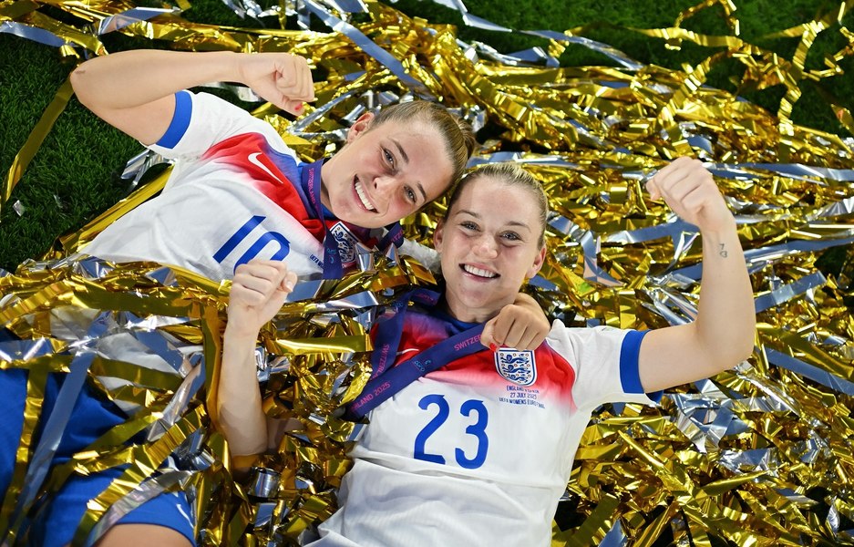 Anglija je evropska prvakinja v nogometu po zmagi nad Španijo po enajstmetrovkah