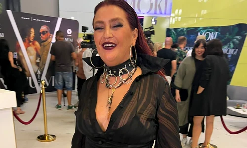 Rona Hartner, aparitie incendiara la un eveniment monden JPG