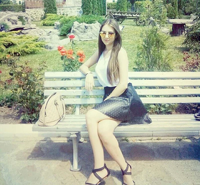 
    Georgiana a fost  găsită pe o bancă  din gara din VasluiFoto: vremeanoua.ro  