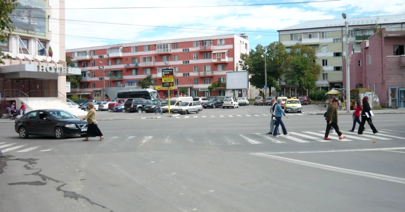 Acidentul a avut loc la intersecţia străzilor Babadag şi Păcii