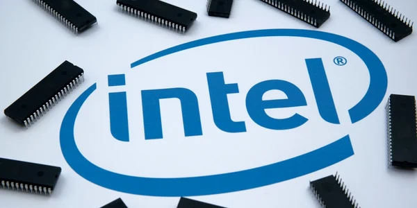 intel semiconductori cipuri foto shutterstock