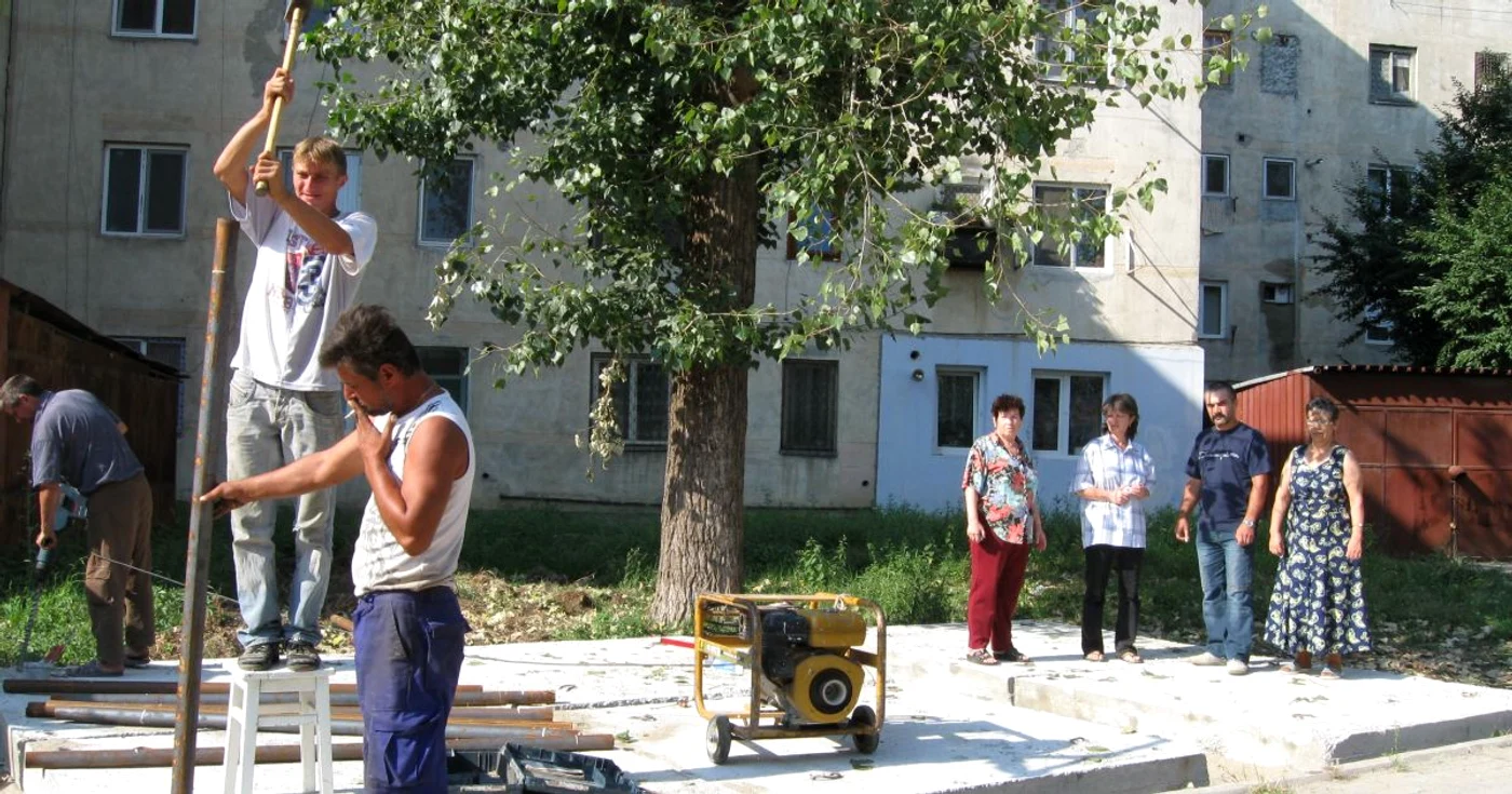 Târgovişte:  Instalarea pubelelor ecologice a stârnit revolta locatarilor