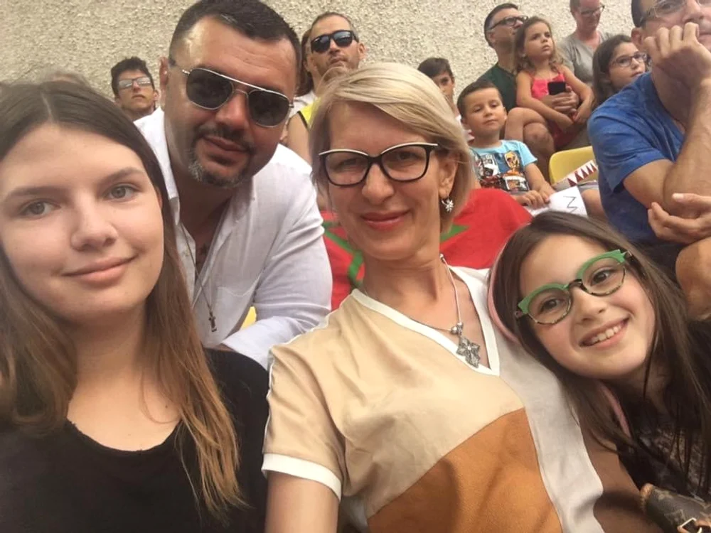 Monic Iagăr, Cristi Neacșu, Maya, Ayana și micuțul Efremfoto: arhivă personală
