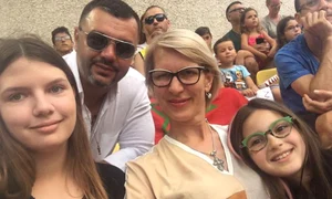 Monica Iagăr, alături de Cristi Neacșu și fiicele Ayana și Maya Sursa Instagram 