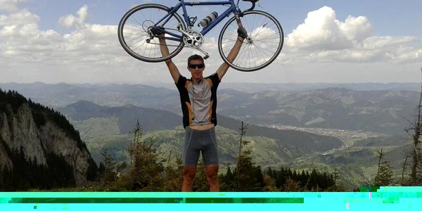 Constantin Lucuţar vrea să stabilească un nou record mondial. FOTO