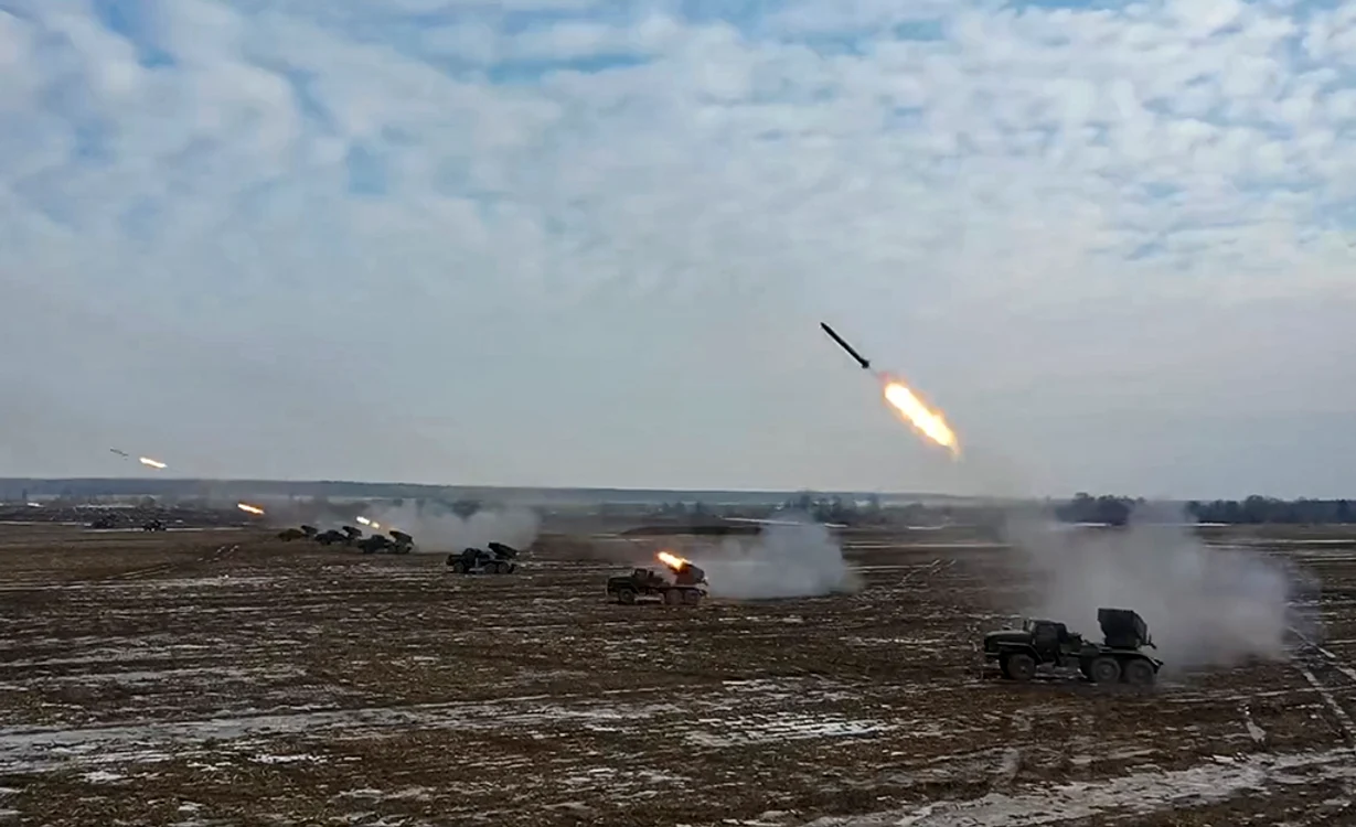 Armata rusă desfăşoară sâmbătă manevre militare cu rachete  balistice şi de croazieră 