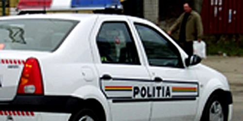 Polițiștii i-au reținut pe cei doi copii