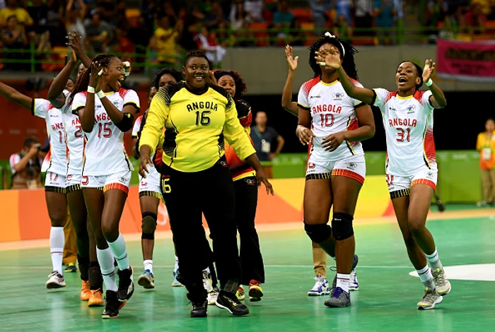 Naționala Angolei s-a bucurat la finalul victoriei obținută în fața RomânieiGetty Images