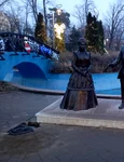 statui mihai eminescu veronica micle la botosani FOTO cosmin zamfirache jpg