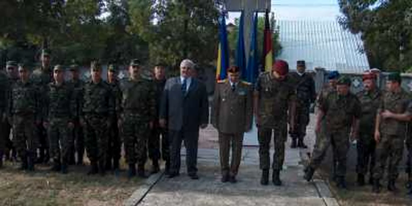 Militarii români şi germani au îngrijit mormintele ostaşilor germani
