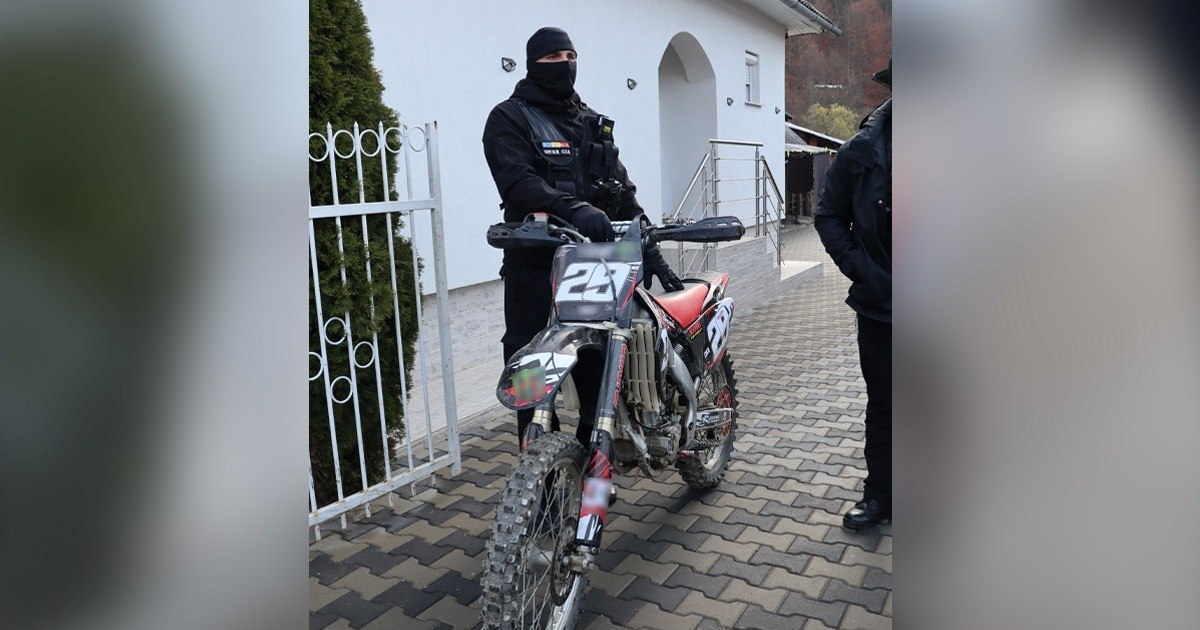 Doi frați din Maramureș, reținuți pentru ajutor nelegal acordat unor ucraineni la frontieră.