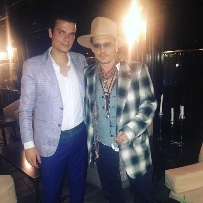 Mario Iorgulesuc, alături de Johnny Depp, la o petrecere privată din Capitală