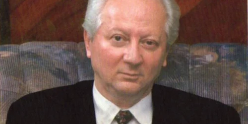 42 de ani in diplomatie - Marcel Dinu