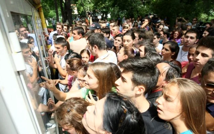În total, au fost 87 de medii de 10 la admitere FOTO: Adevărul
