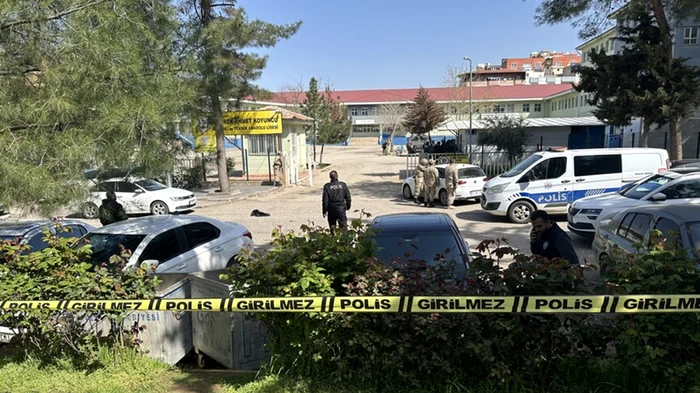 Cel puțin 16 răniți într-un atac armat la un liceu din Turcia. Foto: AA Agency/Cuma Sari