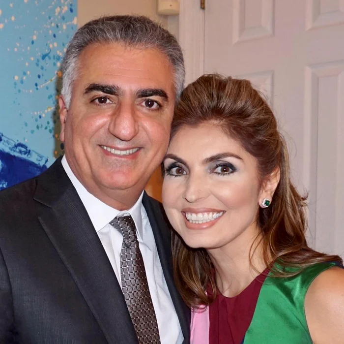 Reza Pahlavi și soția sa, Yasmine