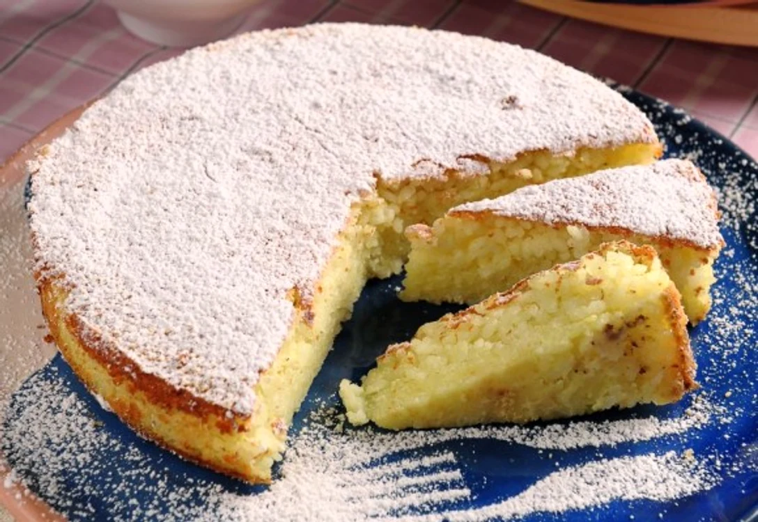 Celebrul lapte cu orez se poate prepara si la cuptor, rezultatul final fiind o delicioasa budincaclickpoftabuna.ro