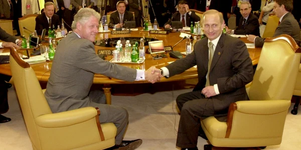 Bill Clinton si Vladimir Putin in 2000 FOTO Getty Images