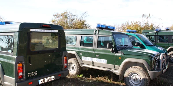 Transportați cu maşina Poliţiei de Frontieră