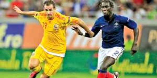 Bogdan Stancu (stânga) se află într-o formă excelentă exact când naţionala are nevoie de el   