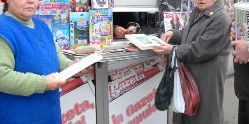 Oamenii au luat cu asalt chioșcurile de ziare