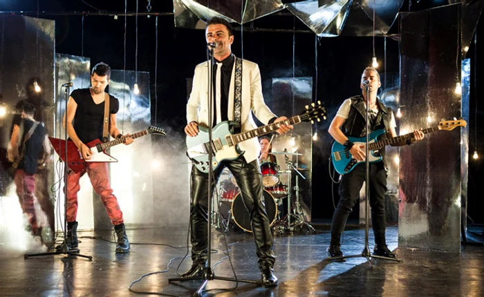 Cornel Ilie, solistul trupei Vunk, va prezenta Eurovision România 2016, dar va și cânta pe scena din Baia Mare, alături de trupa sa, Vunk