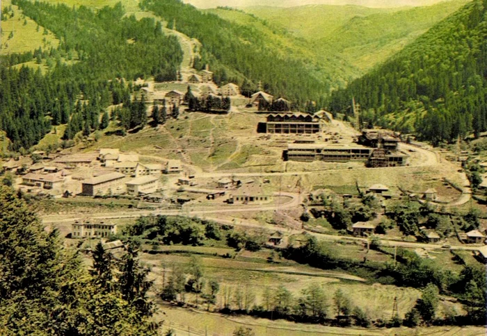 Colonia muncitorească de la Vidra. Foto: Flacăra. 1971