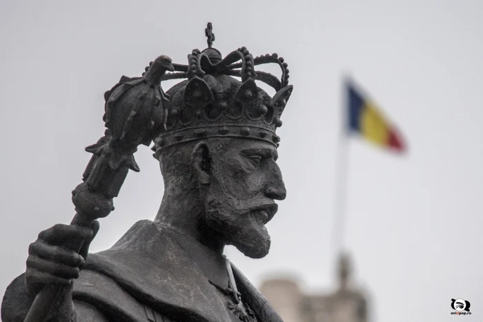 Statuia ecvestră a Regelui Ferdinand a fost dezvelită la Oradea  Foto: Ovi D. Pop