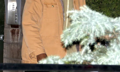 Kanye West quitte son appartement de New York jpeg