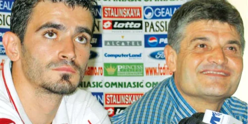 Cosmin Bărcăuan (stânga) şi Ioan Andone au câştigat un titlu în perioada în care au colaborat la Dinamo