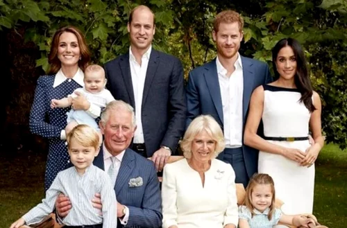 Regele Charles și Camilla alături de Prințul William și familia lui și Harry și Meghan