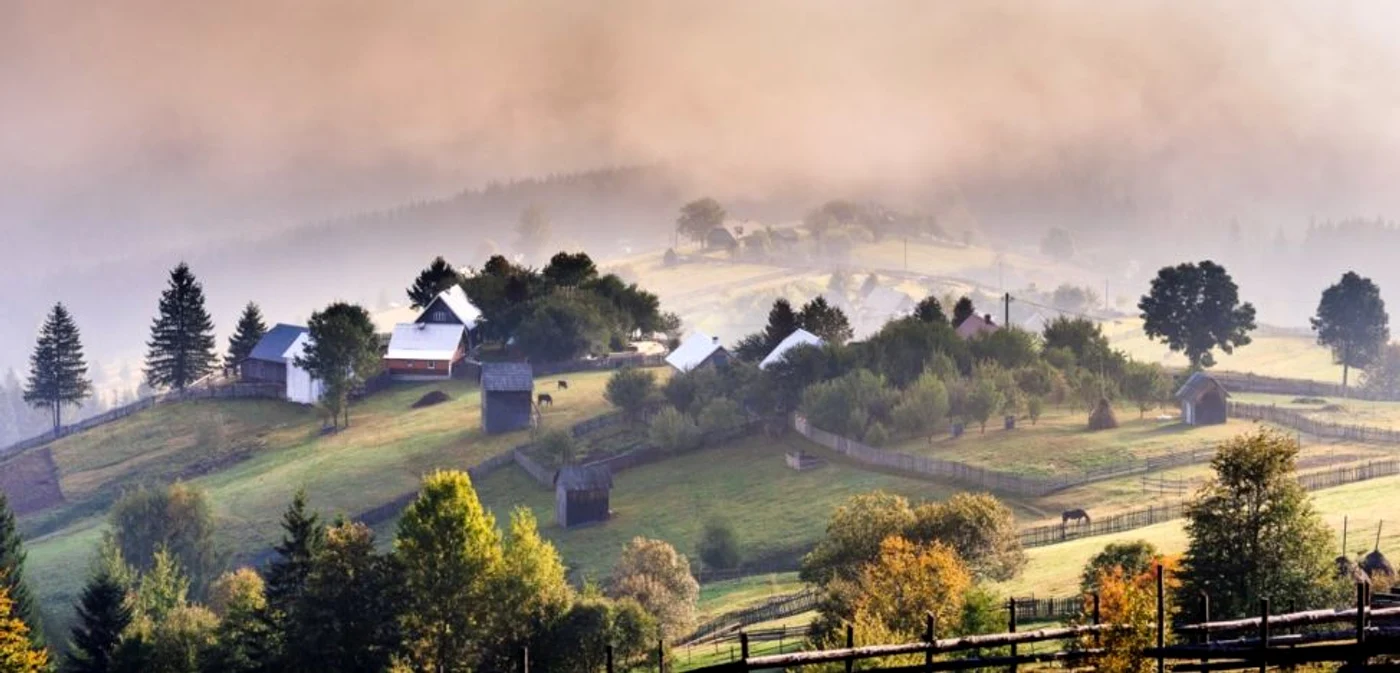 Peisaj Bucovina SURSĂ FOTO Cătălin Urdoi