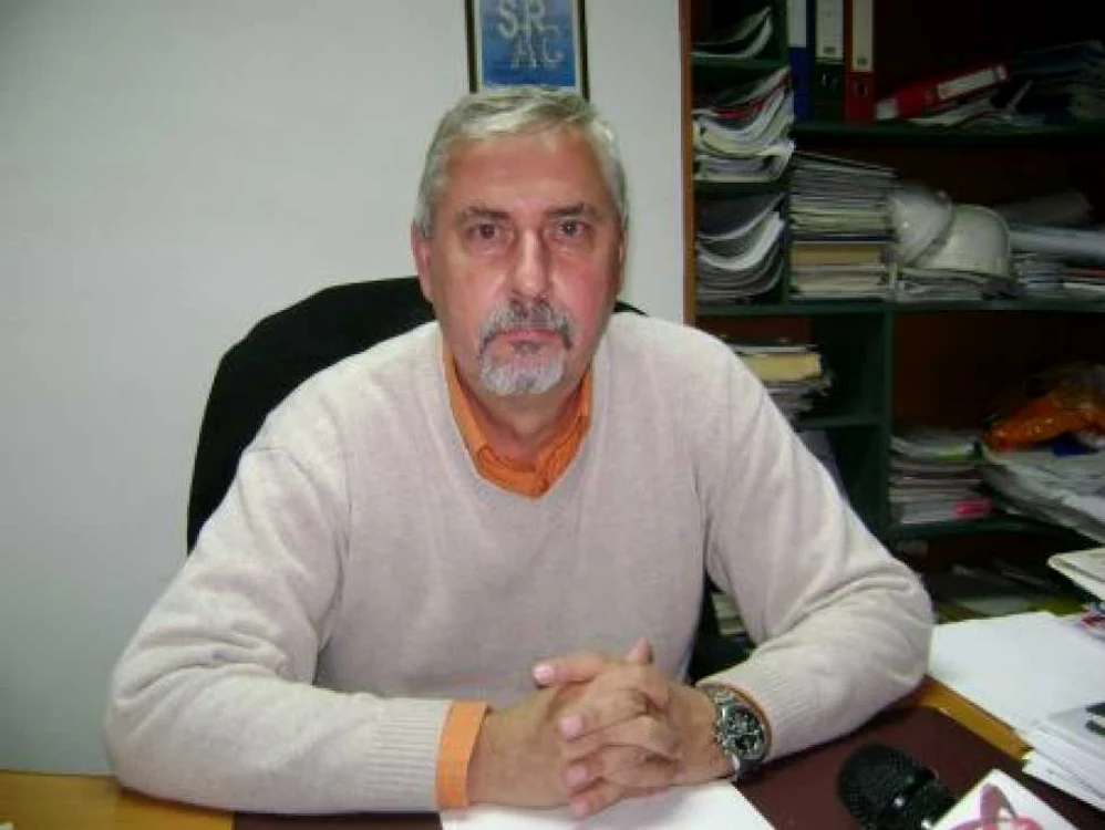 Doru Iliescu, dir. executiv al firmei care a executat lucrările, susţine ca zona a fost semnalizată corespunzator