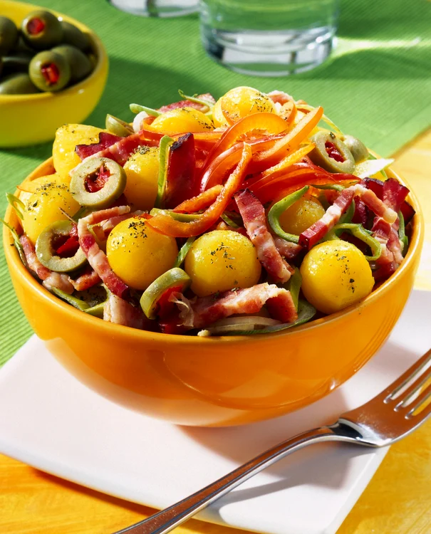 
    Salată săţioasă  