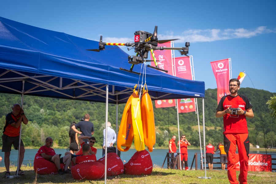 Vodafone România și Salvamont - O echipă de pionieri salvează vieți prin tehnologie avansată!
