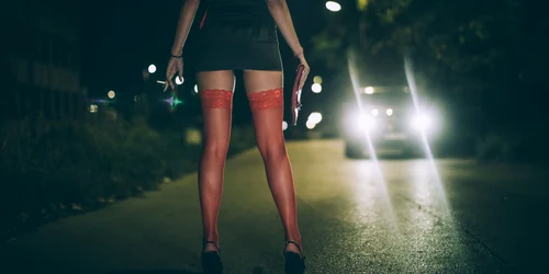 Prostituție pe stradă - prostituată FOTO Shutterstock 