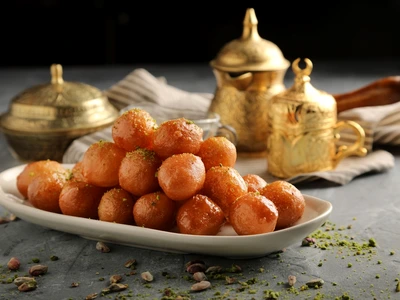 Gogosi insiropate  Sursa foto shutterstock 2146822857 jpg