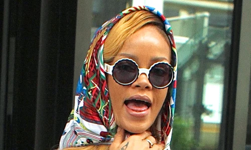 rihanna spl544041 010 jpeg