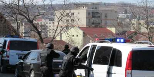 Poliţiştii au intrat pe fir după ce victimele şi-au anunţat familiile din ţară despre situaţia lor (foto generic)